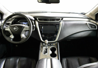 Подержанный автомобиль Nissan Murano Suv 2017 года (9 фото)