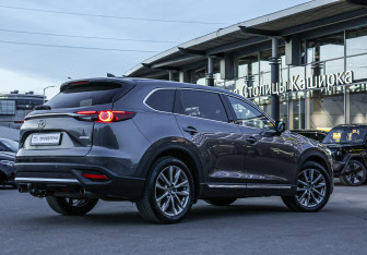 Подержанный автомобиль Mazda CX-9 2018 года (42 фото)