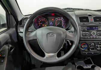 Подержанный автомобиль LADA (ВАЗ) Granta Sedan 2023 года (24 фото)