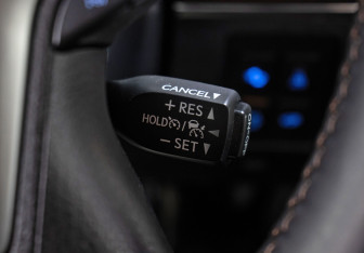 Подержанный автомобиль Toyota Land Cruiser Suv 2019 года (23 фото)