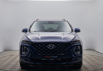 Подержанный автомобиль Hyundai Santa Fe 2019 года (8 фото)