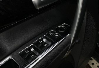 Подержанный автомобиль Kia Sorento 2013 года (20 фото)