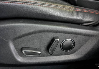 Подержанный автомобиль Ford Explorer 2016 года (28 фото)