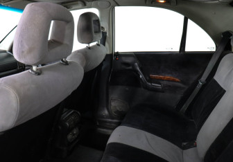 Подержанный автомобиль Opel Omega Sedan 1996 года (8 фото)