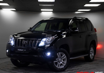 Подержанный автомобиль Toyota Land Cruiser Prado 2012 года (23 фото)