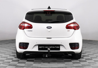 Подержанный автомобиль Kia Ceed Hatchback 2018 года (4 фото)