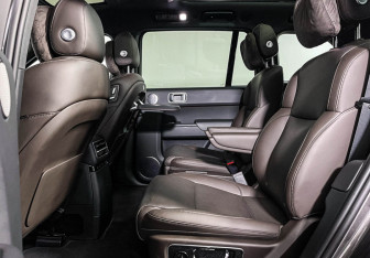 Подержанный автомобиль LiXiang L9 2023 года (10 фото)