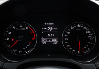 Подержанный автомобиль Audi A3 Sedan 2020 года (9 фото)