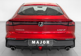 Новый Changan UNI-V 2024 (6 фото)