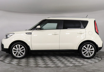 Подержанный автомобиль Kia Soul 2017 года (8 фото)