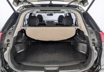 Подержанный автомобиль Nissan X-Trail 2020 года (10 фото)