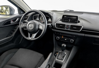 Подержанный автомобиль Mazda 3 Sedan 2014 года (26 фото)