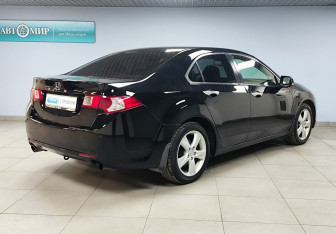 Подержанный автомобиль Honda Accord Sedan 2008 года (5 фото)