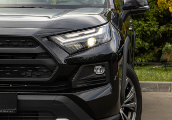 Новый Toyota RAV4 2025 (22 фото)