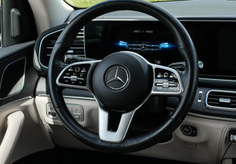 Подержанный автомобиль Mercedes-Benz GLE 2021 года (14 фото)