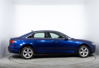 Подержанный автомобиль Audi A4 Sedan 2015 года (4 фото)