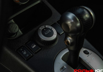 Подержанный автомобиль Nissan X-Trail 2008 года (14 фото)