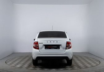 Подержанный автомобиль LADA (ВАЗ) Granta Liftback 2023 года (6 фото)