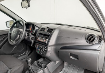 Подержанный автомобиль LADA (ВАЗ) Granta Sedan 2023 года (11 фото)