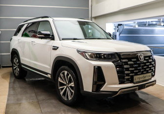 Подержанный автомобиль Changan CS95 2024 года (3 фото)