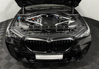 Новый BMW X5 2025 (10 фото)