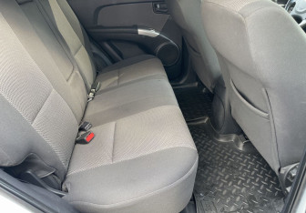 Подержанный автомобиль Kia Sportage 2010 года (11 фото)