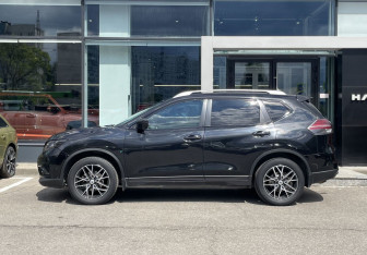 Подержанный автомобиль Nissan X-Trail 2018 года (8 фото)