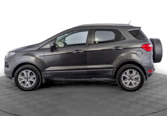 Подержанный автомобиль Ford EcoSport 2016 года (8 фото)