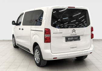 Подержанный автомобиль Citroen SpaceTourer 2021 года (7 фото)