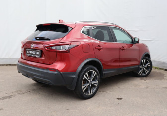 Подержанный автомобиль Nissan Qashqai 2020 года (4 фото)