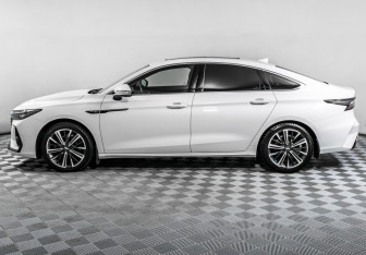 Подержанный автомобиль Chery Arrizo 8 2023 года (8 фото)