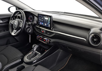Подержанный автомобиль Kia Cerato Sedan 2020 года (13 фото)