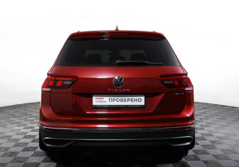 Подержанный автомобиль Volkswagen Tiguan 2021 года (6 фото)