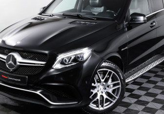 Подержанный автомобиль Mercedes-Benz GLE AMG 2016 года (30 фото)