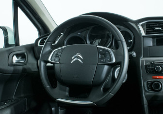 Подержанный автомобиль Citroen C4 Sedan 2020 года (9 фото)