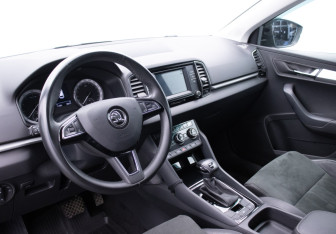 Подержанный автомобиль Skoda Karoq 2020 года (9 фото)