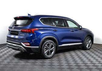 Подержанный автомобиль Hyundai Santa Fe 2019 года (5 фото)