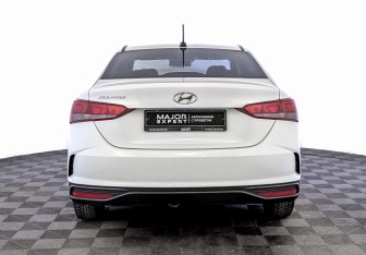 Подержанный автомобиль Hyundai Solaris Sedan 2020 года (6 фото)