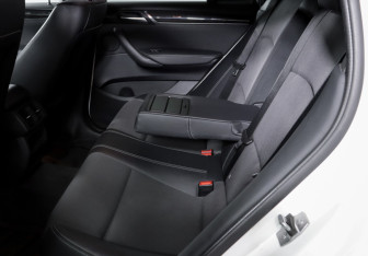 Подержанный автомобиль BMW X4 2014 года (10 фото)