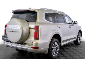 Новый Tank 500 2025 (2 фото)