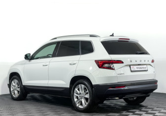 Подержанный автомобиль Skoda Karoq 2022 года (7 фото)