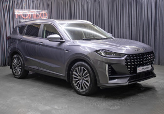 Подержанный автомобиль Jetour X70 2024 года (3 фото)