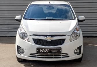 Подержанный автомобиль Chevrolet Spark 2012 года (2 фото)