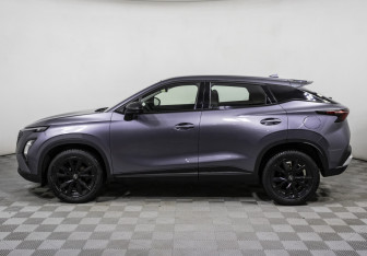 Подержанный автомобиль Omoda C5 2024 года (8 фото)