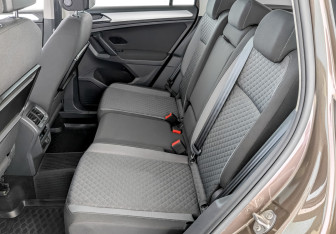 Подержанный автомобиль Volkswagen Tiguan 2017 года (12 фото)