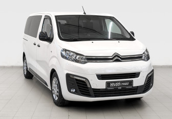 Подержанный автомобиль Citroen SpaceTourer 2021 года (3 фото)