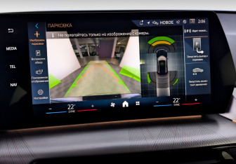 Подержанный автомобиль BMW X1 2024 года (27 фото)