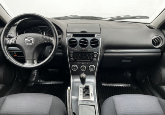 Подержанный автомобиль Mazda 6 Liftback 2007 года (12 фото)