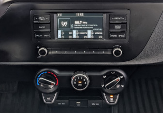 Подержанный автомобиль Kia Rio Sedan 2021 года (17 фото)