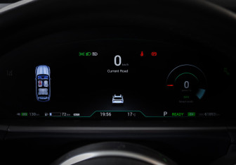 Подержанный автомобиль Voyah Free 2022 года (16 фото)